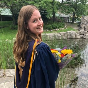 Meet your Posher, Allison